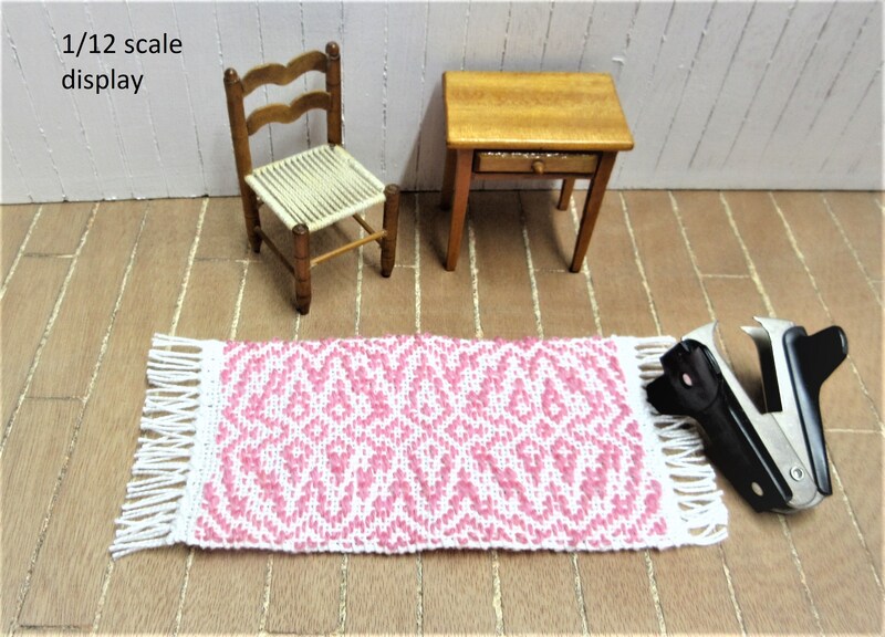Handwoven Dollhouse Rug 12th Scale Doll House Is 6 5 Inch By 2 75 Pink Wool Weft White Cotton Warp Woven In An Overshot Pat Makerplace Michaels